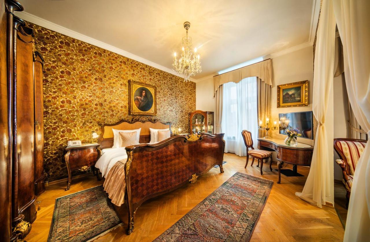 Esplanade 5*